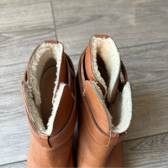 RAG & BONE Harrow Ankle Boots with Sherpa Lining - Picture 6 of 16